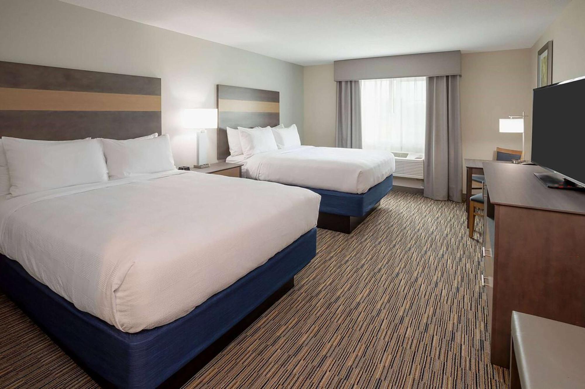 Little Crow Resort & Conference, Trademark By Wyndham Spicer エクステリア 写真