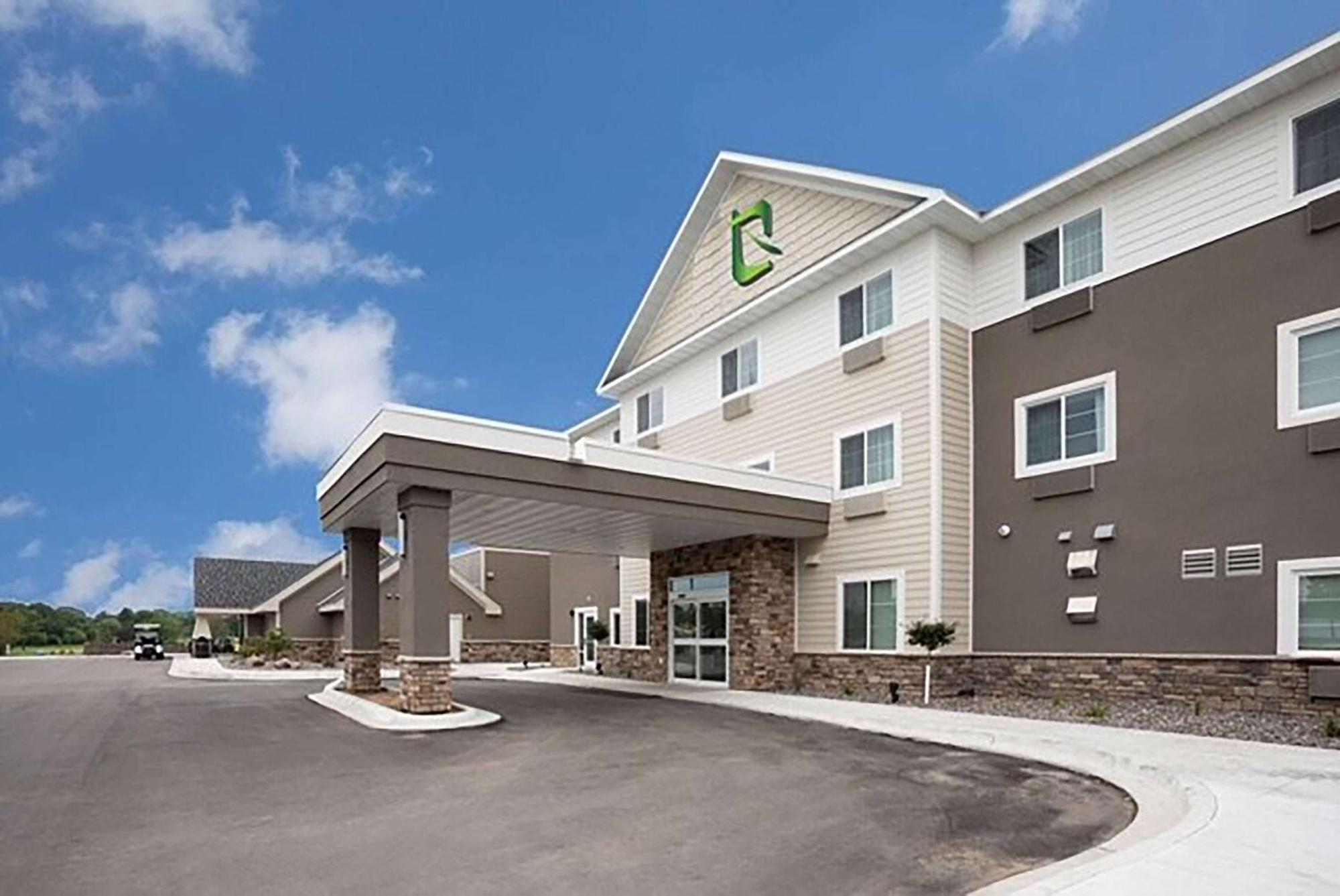 Little Crow Resort & Conference, Trademark By Wyndham Spicer エクステリア 写真